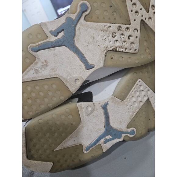 Nike Air Jordan 6 UNC CT8529-410 Size 9 University Blue White